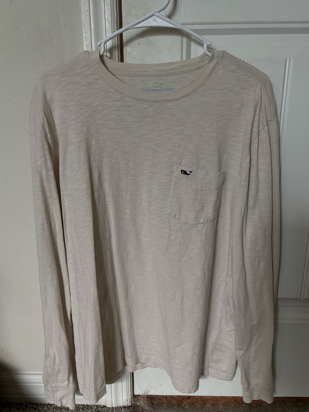 Vineyard Vines Cream Long-Sleeve Crewneck Pocket Tee